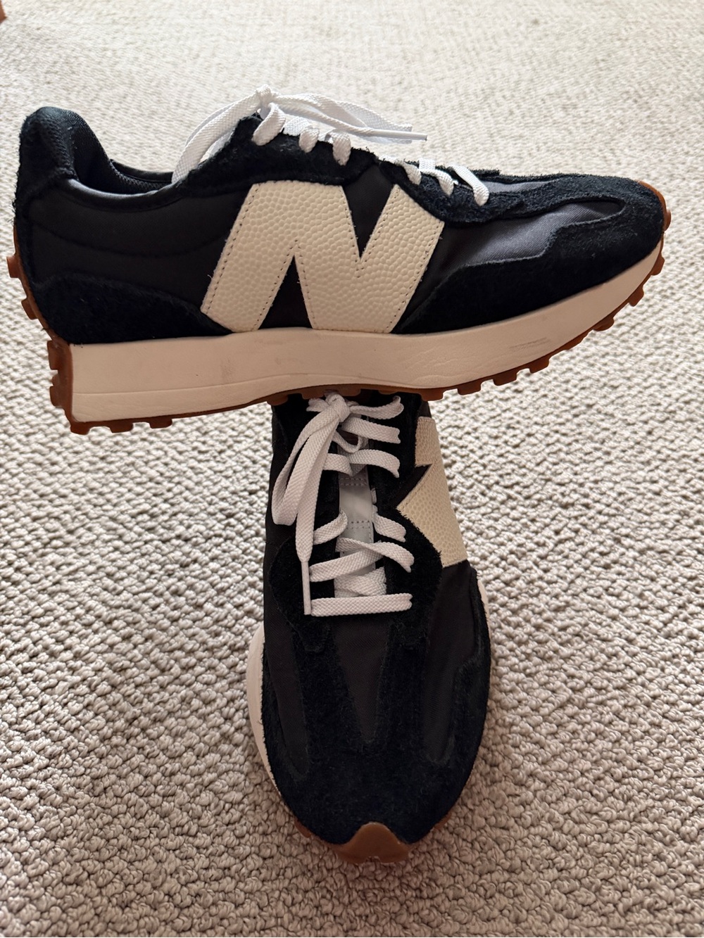 Black new balance 327 - Picture 2 of 5